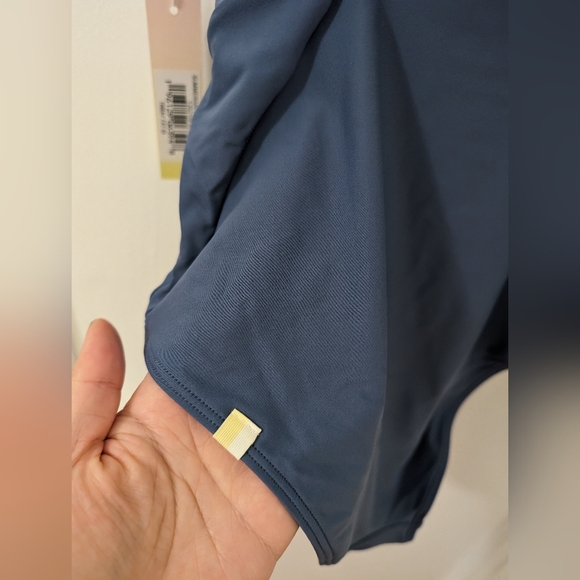 Summersalt The Twist Backflip One-piece Blue Swimsuit size 4 - Picture 10 of 11